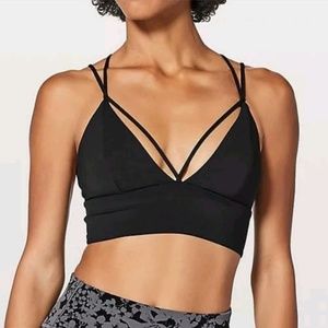 Lululemon Pushing Limits Bra, Size 8, Black